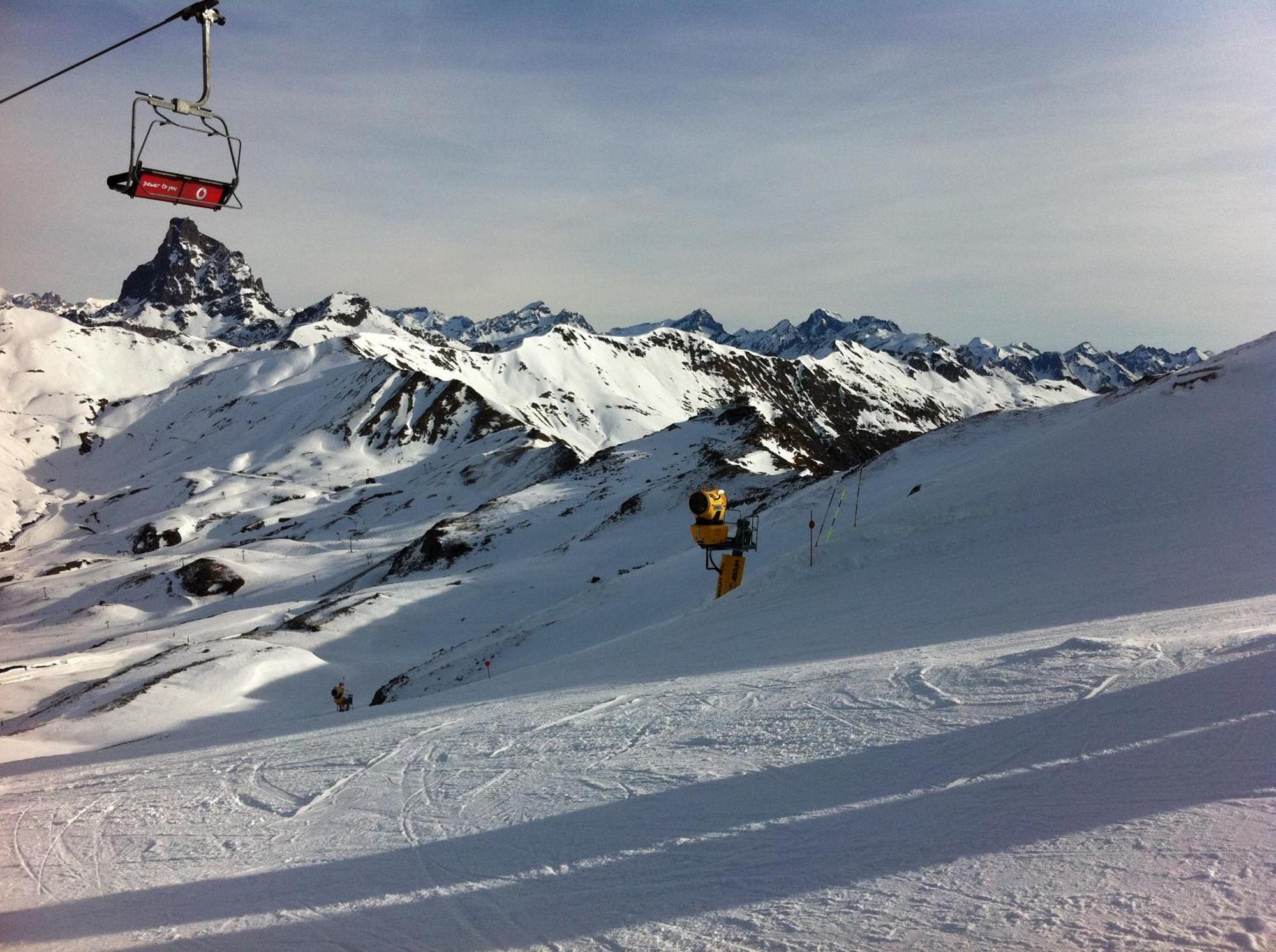 Hotel Rural El Mirador De Los Pirineos ซานตาครูซ เด ลาเซรอส ภายนอก รูปภาพ