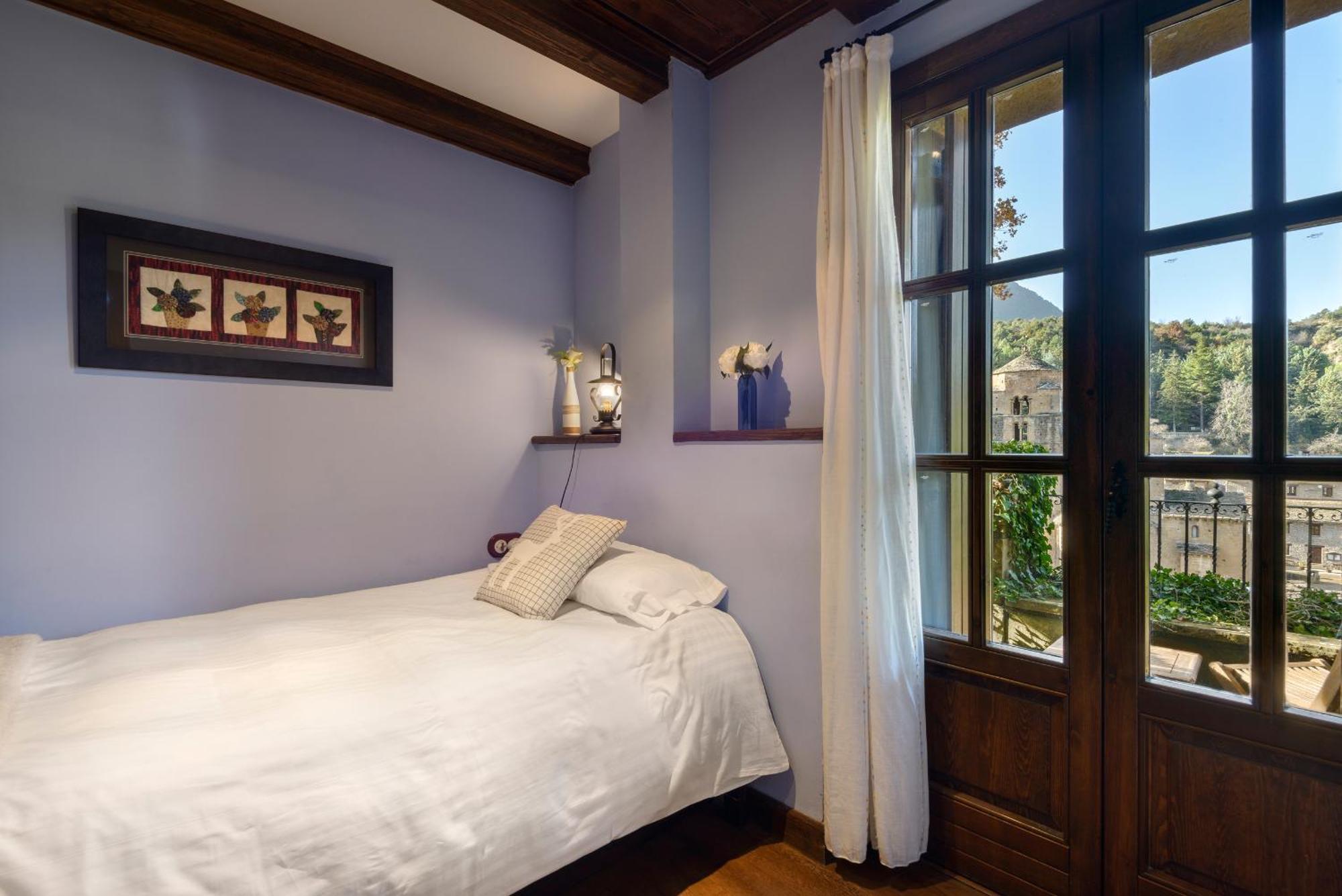 Hotel Rural El Mirador De Los Pirineos ซานตาครูซ เด ลาเซรอส ภายนอก รูปภาพ